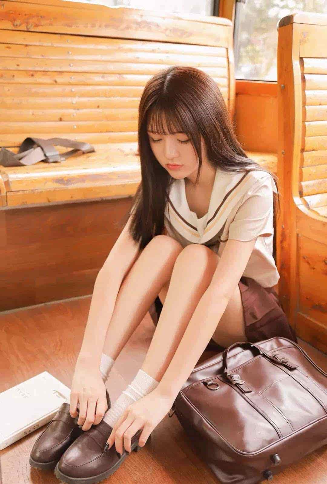 美女鉴定所 No.35 - 允恩💜