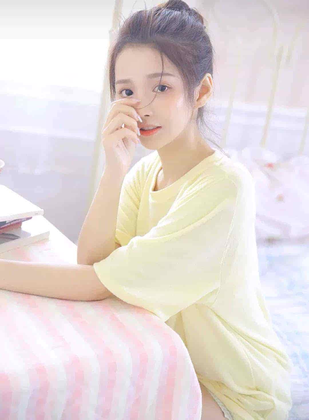 美女鉴定所 No.44 - 捕捉一只呆晴
